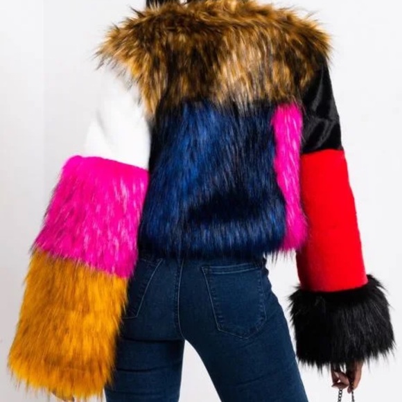 BLUSH! - Picture 5 of 12